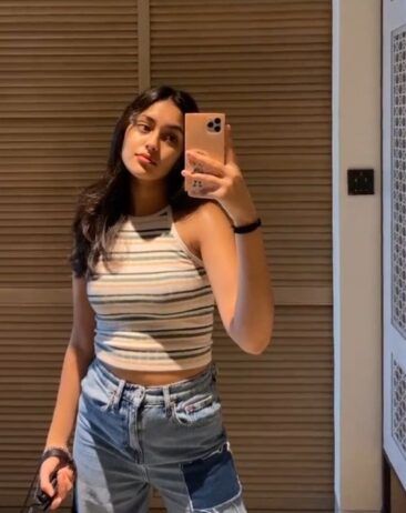 Call Girls In Iffco Chowk Services Delhi NCR